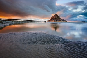 Coucher de soleil au Mont-Saint-Michel, Manche, Normandie