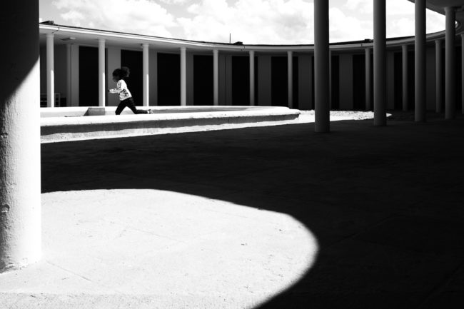 les-jours-ordinaires-street-photography-rue--nicolas-rottiers-photographe-caen-le-havre