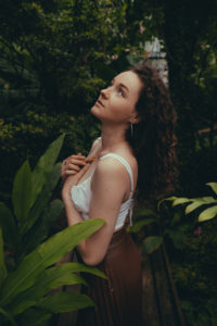 nicolas-rottiers-photographe-portrait-caen-evenement-reportage-seance-photo-fleur