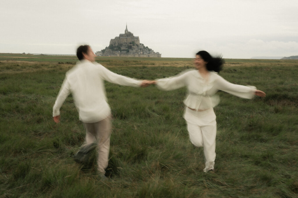 seance-photo-couple-mont-saint-michel