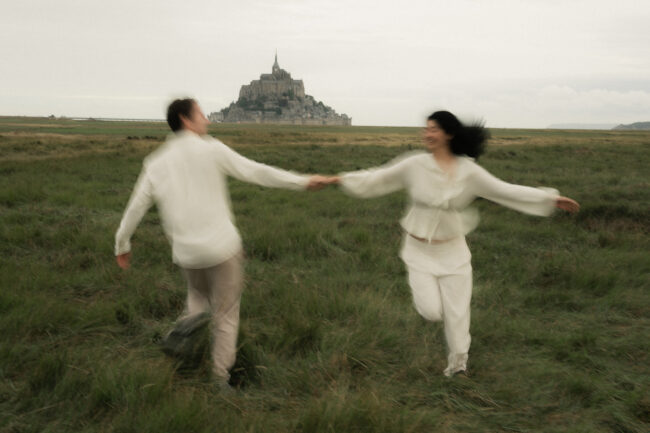 seance-photo-couple-mont-saint-michel