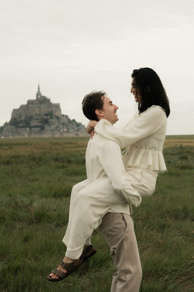 seance-photo-couple-mont-saint-michel